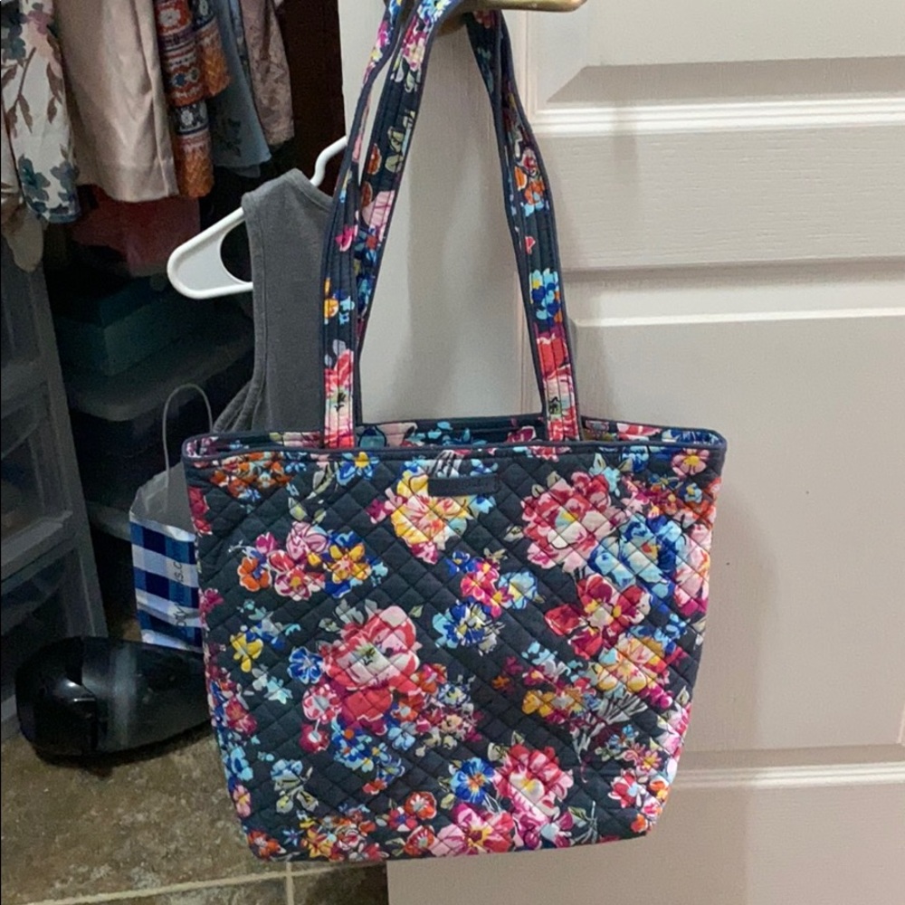 Vera Bradley tote